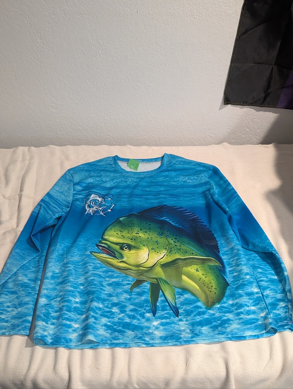 Blue Ocean Mahi Graphic Long Sleeve Shirt